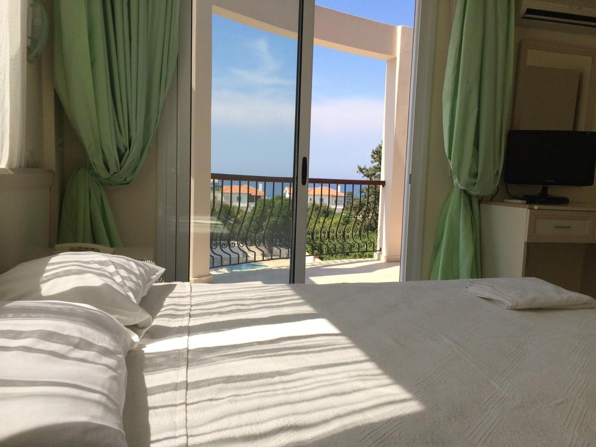 The Prince Inn Hotel & Villas Agios Georgios  Luaran gambar